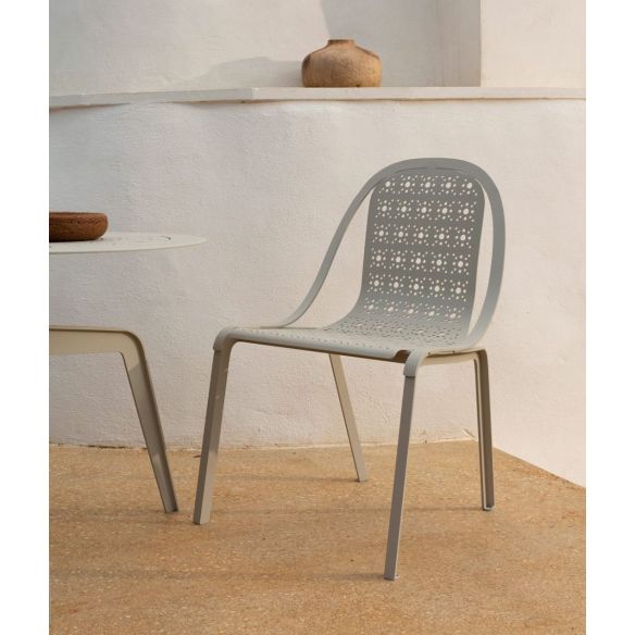 Chaise empilable TLINE UNOPIU