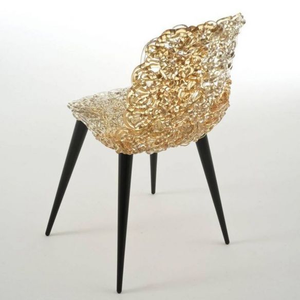 Chaise Gina EDRA fond blanc