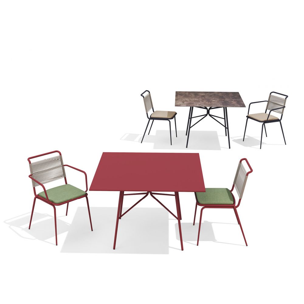 Table carrée 120 Kissi