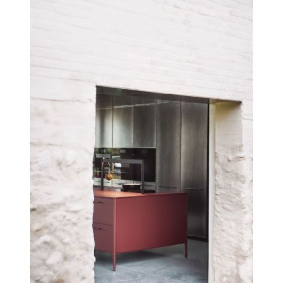 Cuisine UNIT - VERNACULAR GENTILITY CESAR