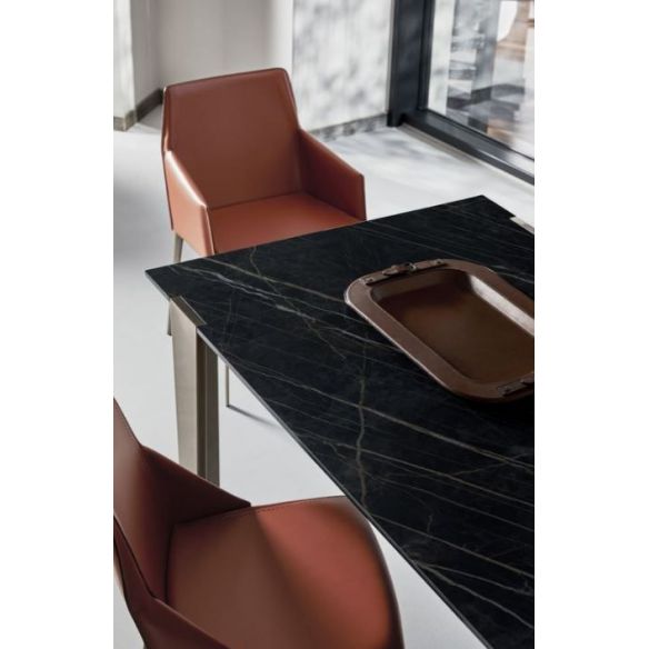 Chaise Sally sans accoudoirs pieds bois BONTEMPI CASA