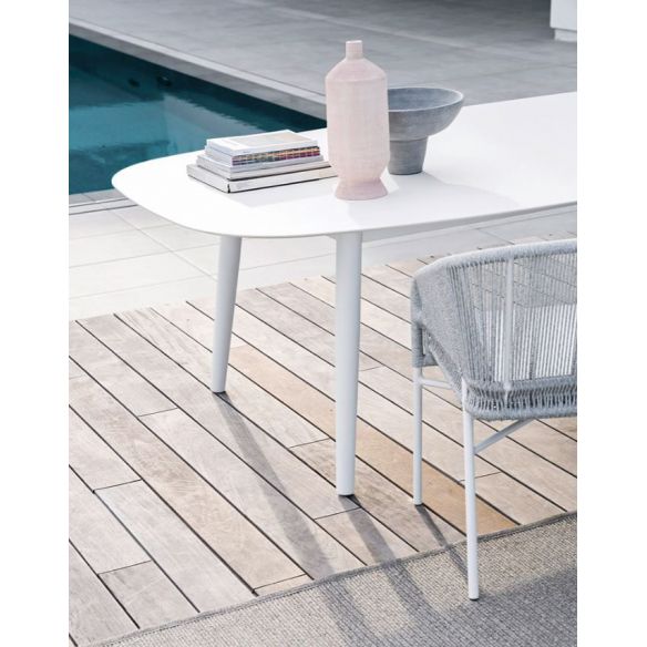 Table extérieure ovale Ellisse VARASCHIN