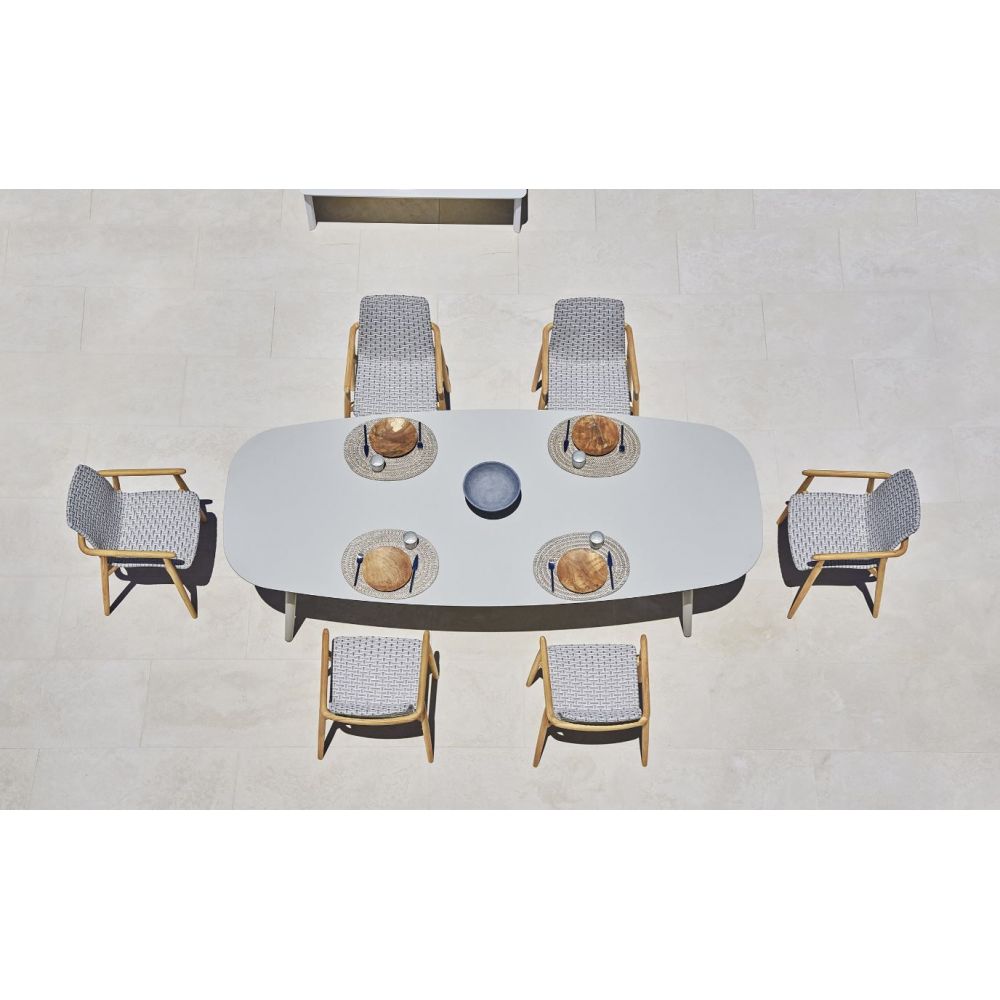 Table extérieure ovale Ellisse VARASCHIN
