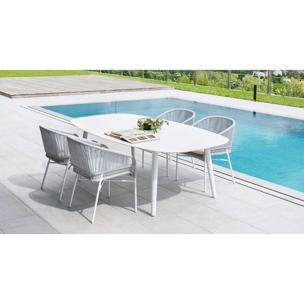 Table extérieure ovale Ellisse VARASCHIN